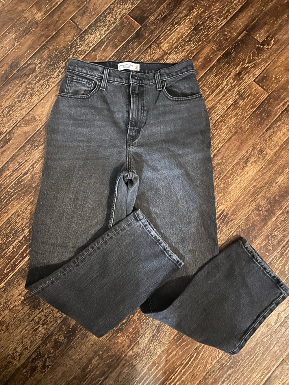 Abercrombie & Fitch 90s Style Ultra High rise Jeans size 26